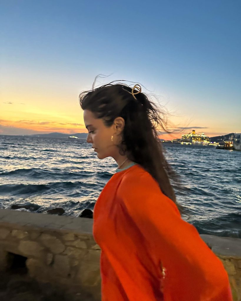 Hilal Altınbilek beautiful hot pics