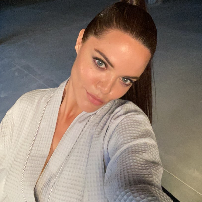 Hilal Altınbilek hot photos