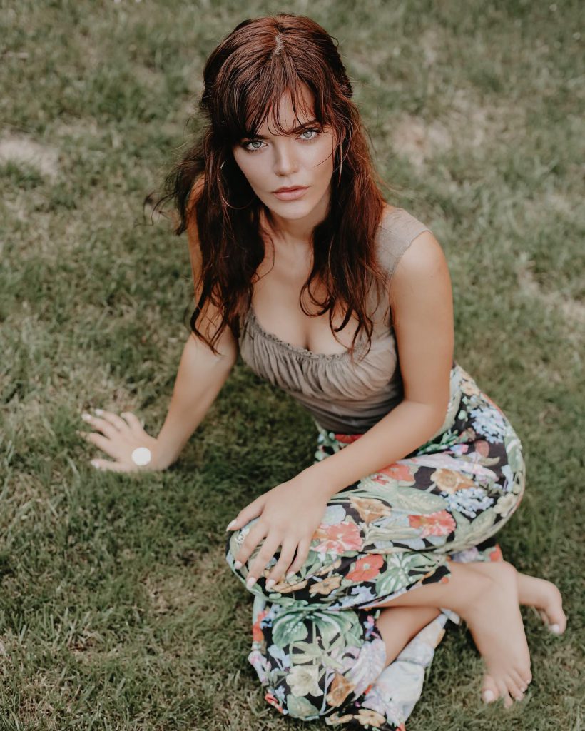 Hilal Altınbilek looks nudes