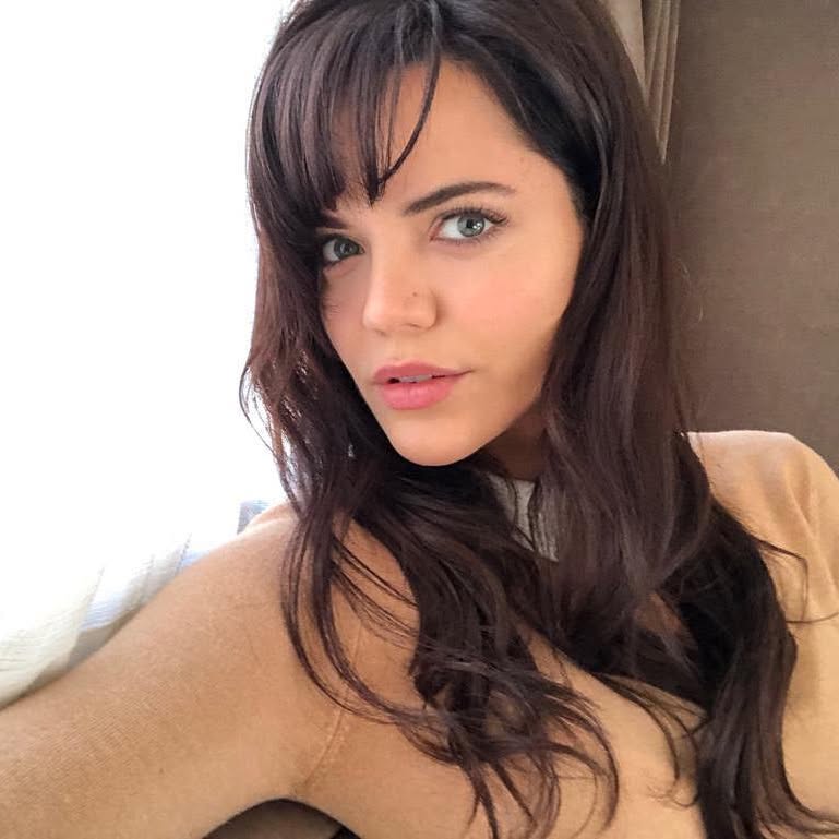 Hilal Altınbilek looks xxx