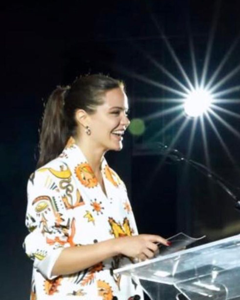 Hilal Altınbilek smiles sexy