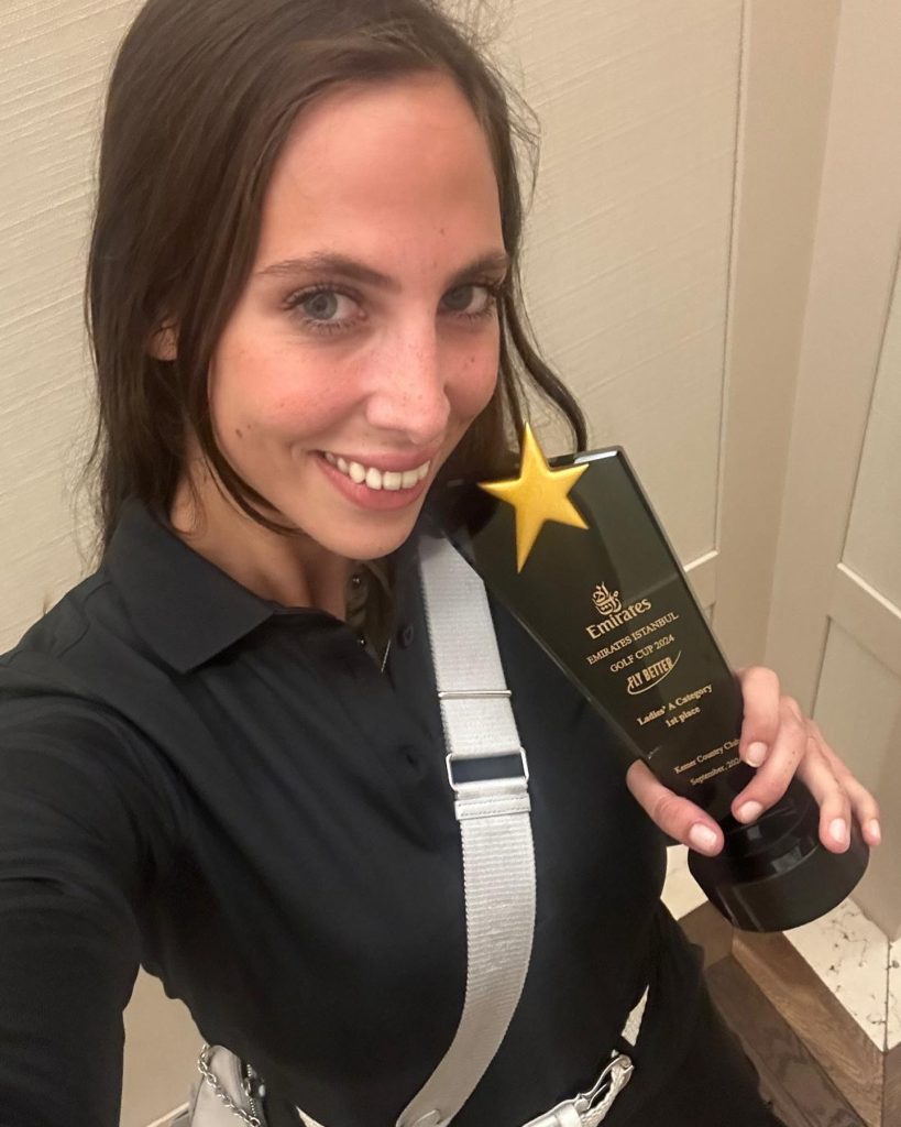 Hülya Avşar beautiful nude