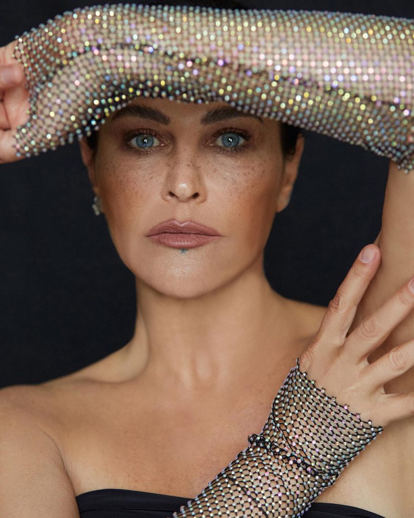 Hülya Avşar modeling xxx