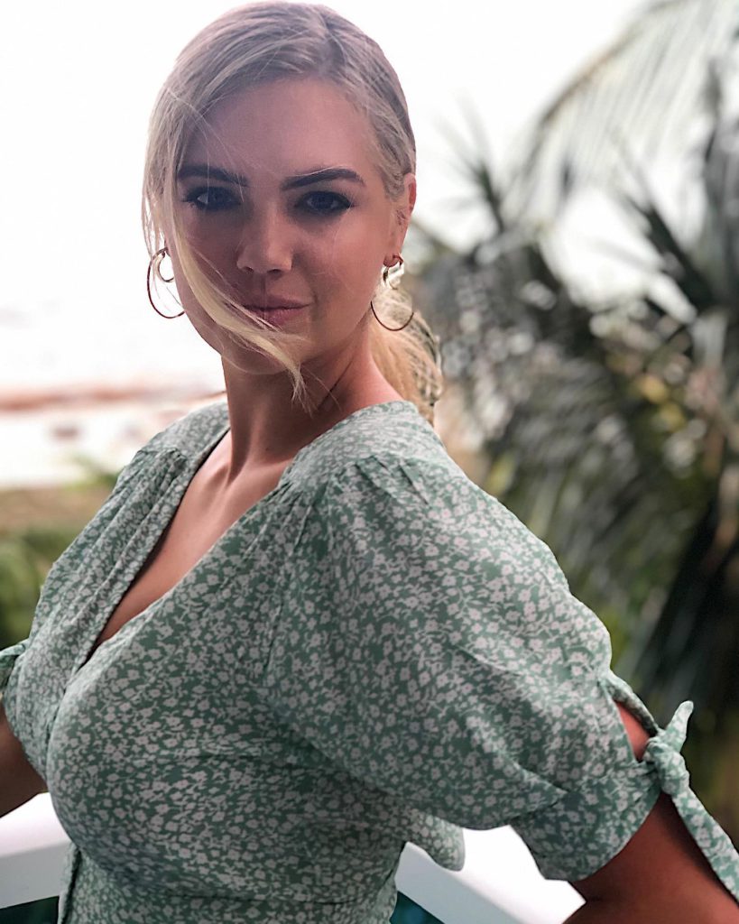 Kate Upton modeling hot pics