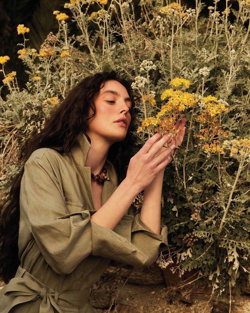 Melis Sezen beautiful bikini