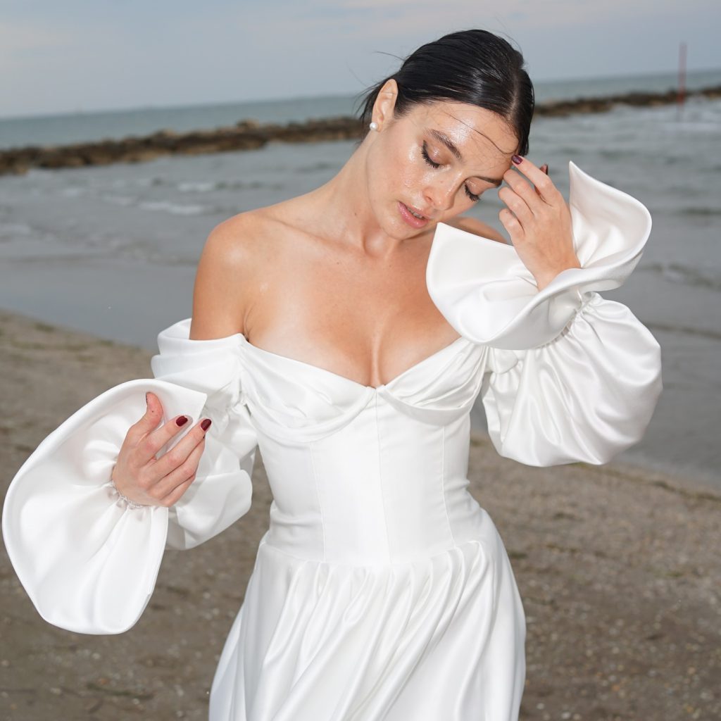 Melis Sezen modeling sex scenes