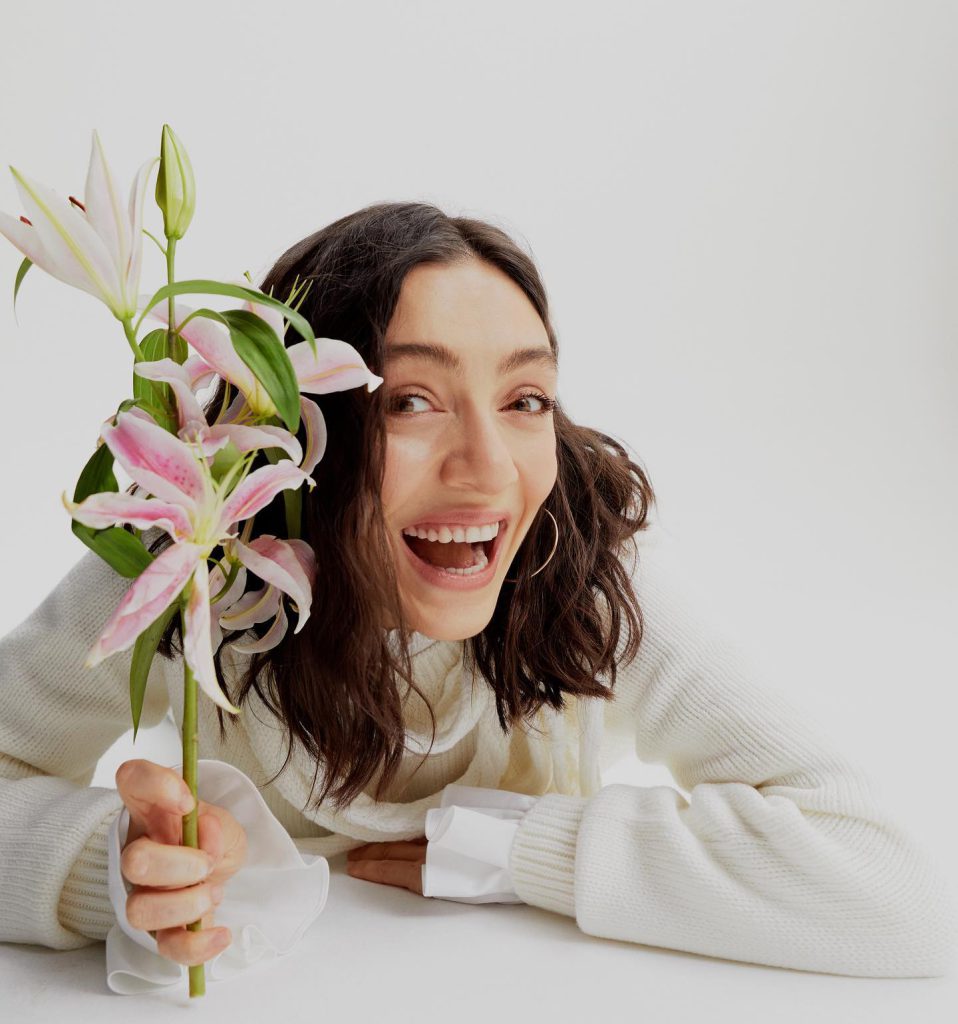 Merve Dizdar ardent ass