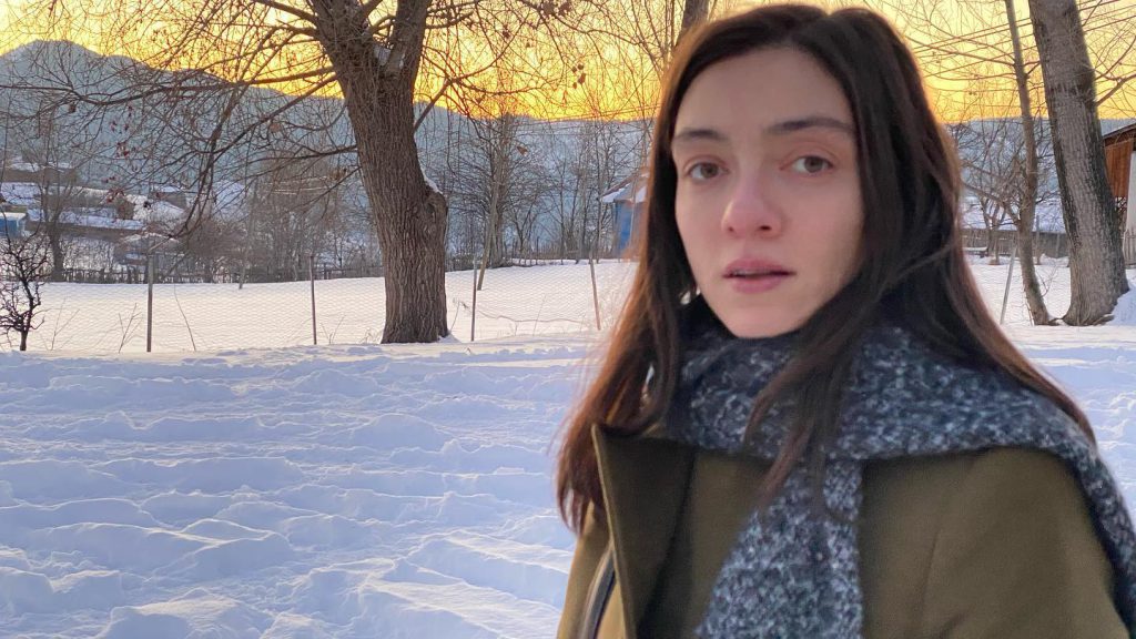 Merve Dizdar ardent fuck