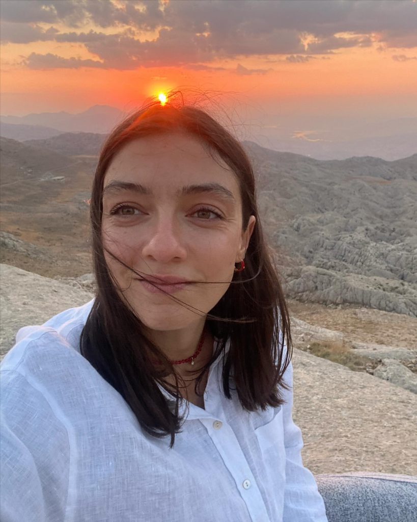 Merve Dizdar beautiful sex