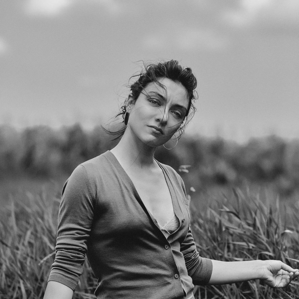 Merve Dizdar looks xxx porn