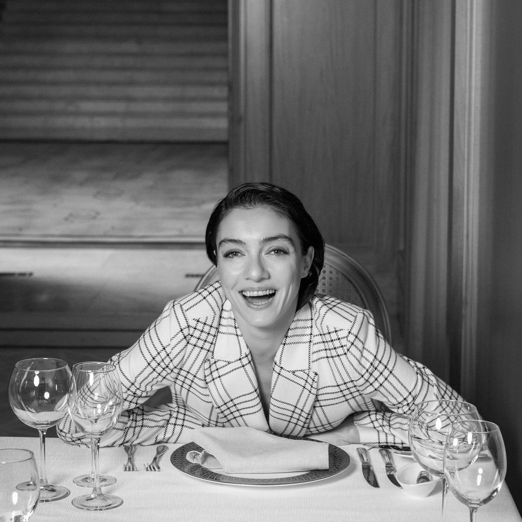 Merve Dizdar xxx porn