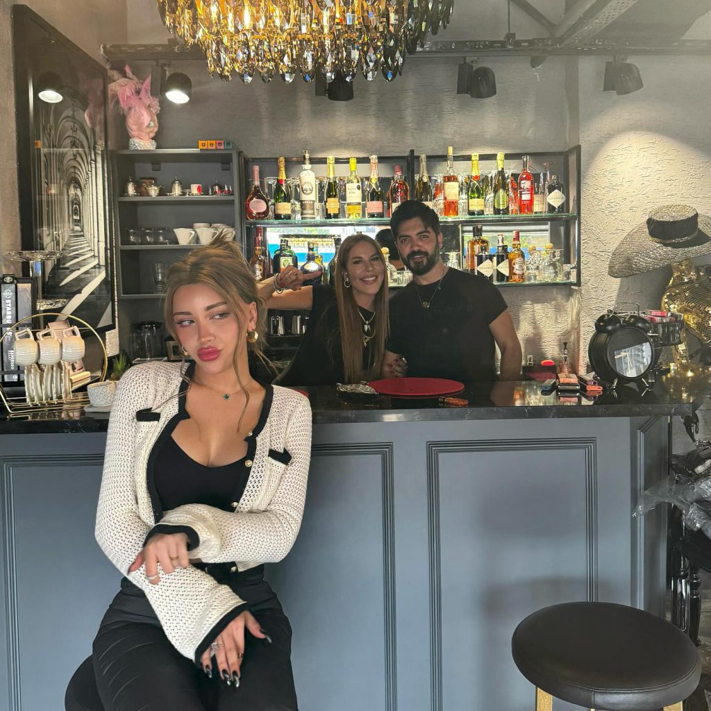 Mika Raun depicts fire nudes