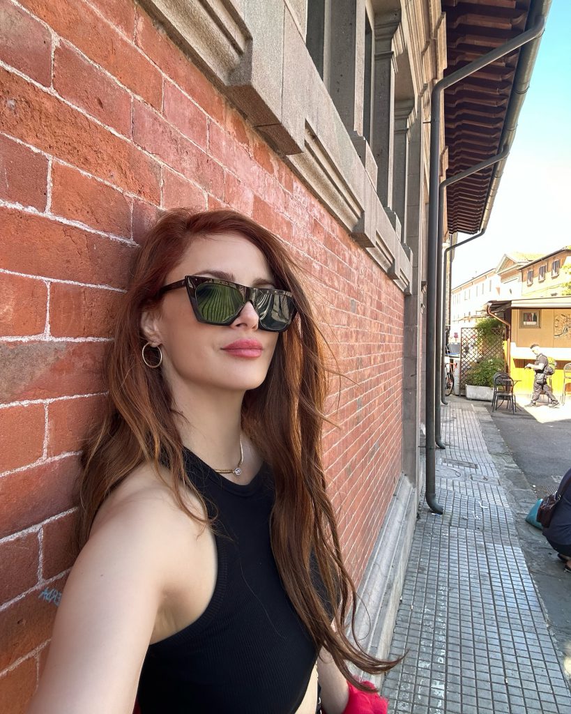 Mine Tugay ardent ass