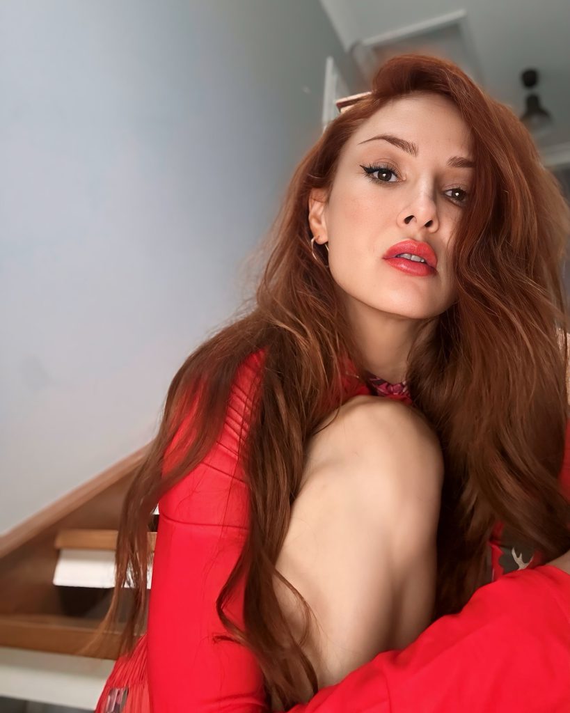 Mine Tugay ardent nudes