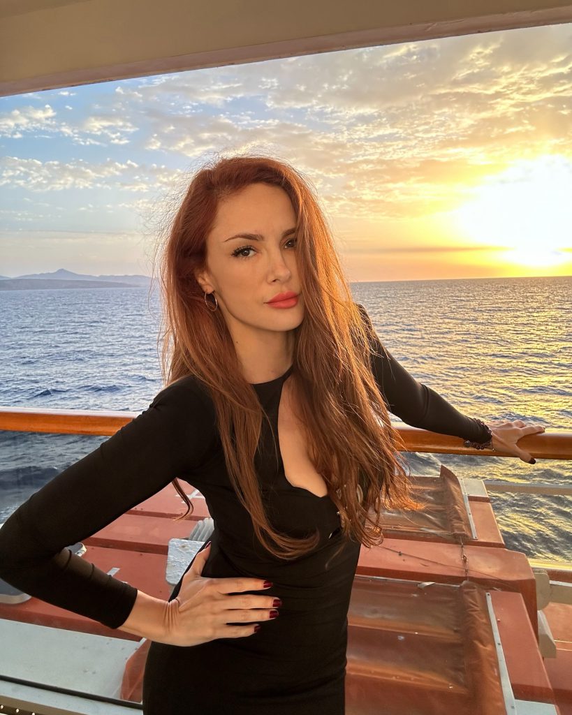 Mine Tugay beautiful hot xxx