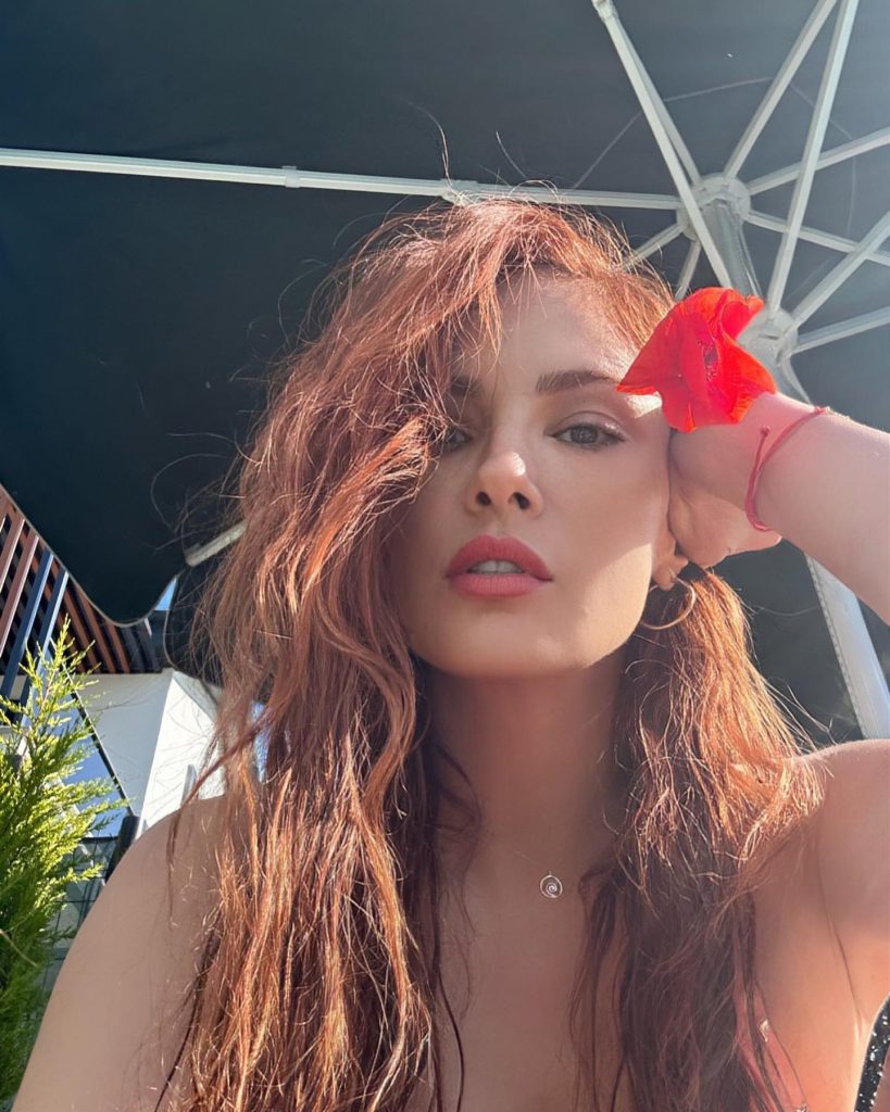 Mine Tugay nude pics