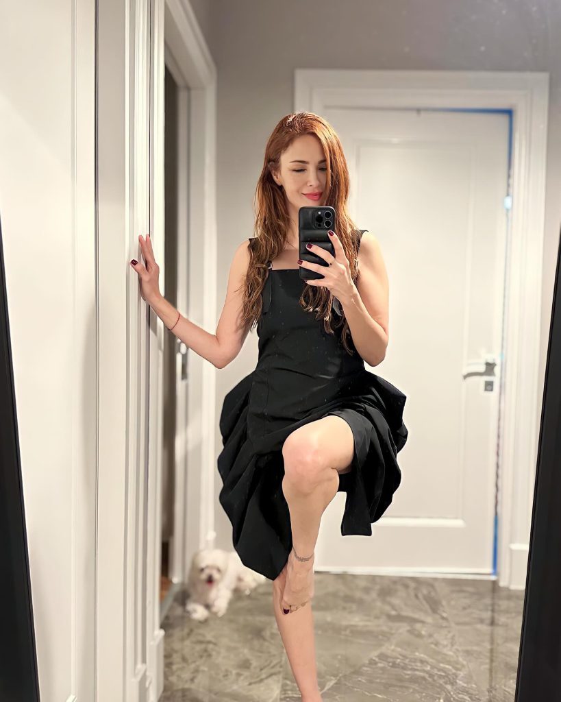 Mine Tugay smiles hot xxx