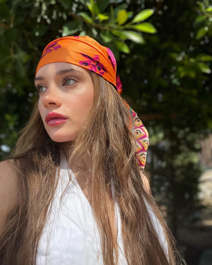 Miray Daner looks bikini
