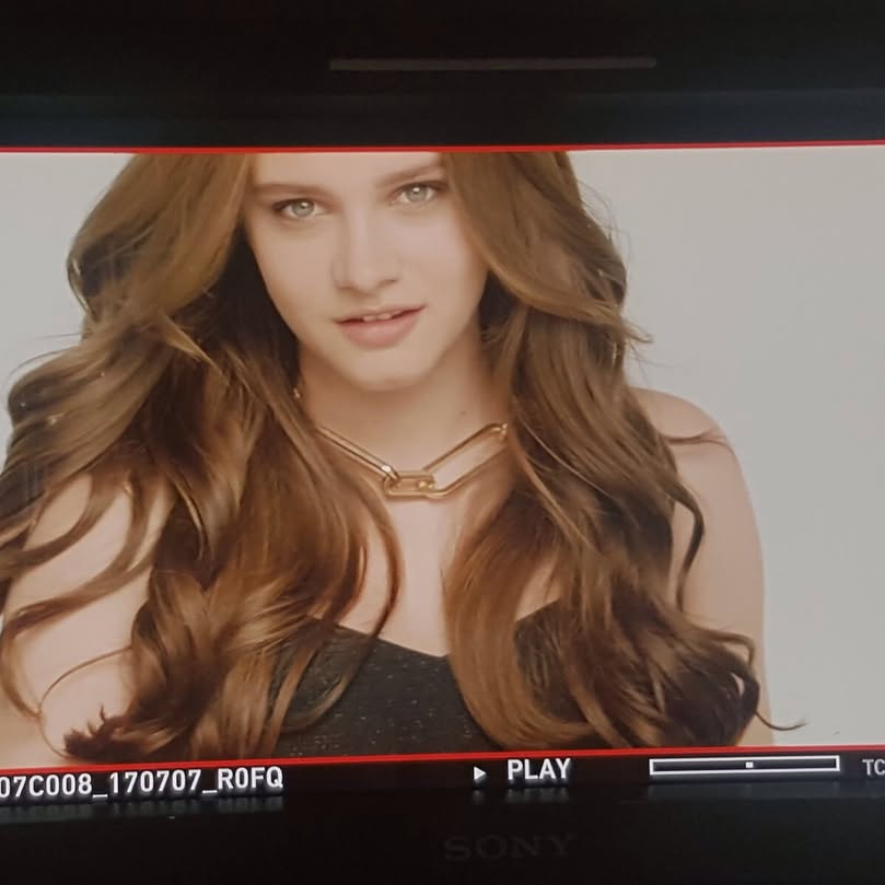 Miray Daner smiles sex scenes