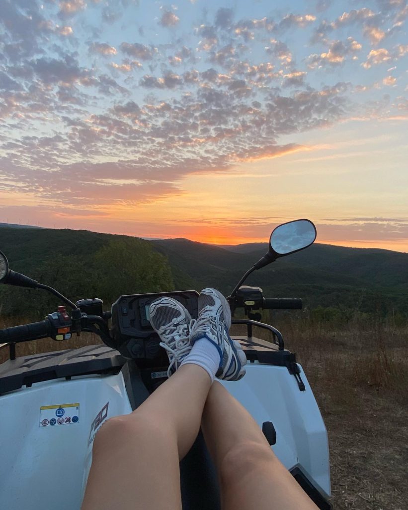 Müge Bayramoğlu looks sex scenes