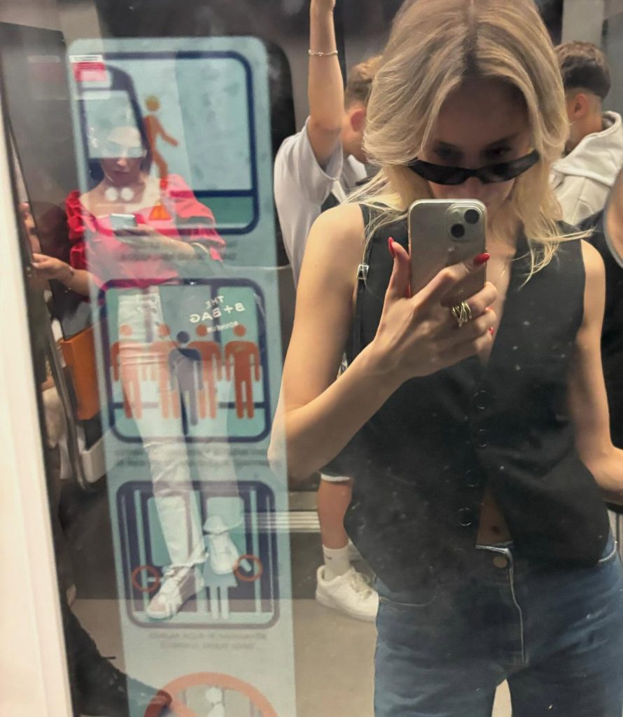 Müge Bayramoğlu looks sexy