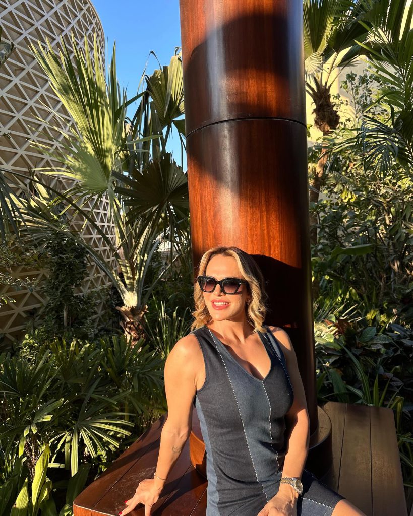 Nagihan Karadere beautiful hot images