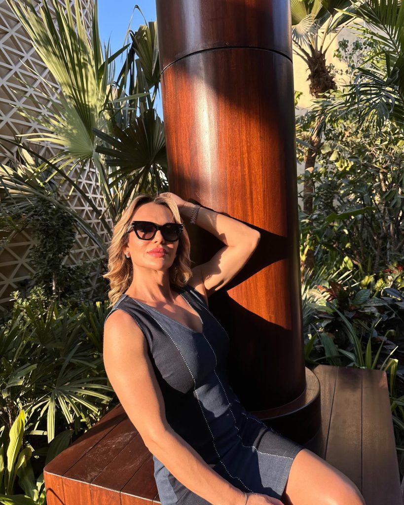 Nagihan Karadere beautiful hot photos