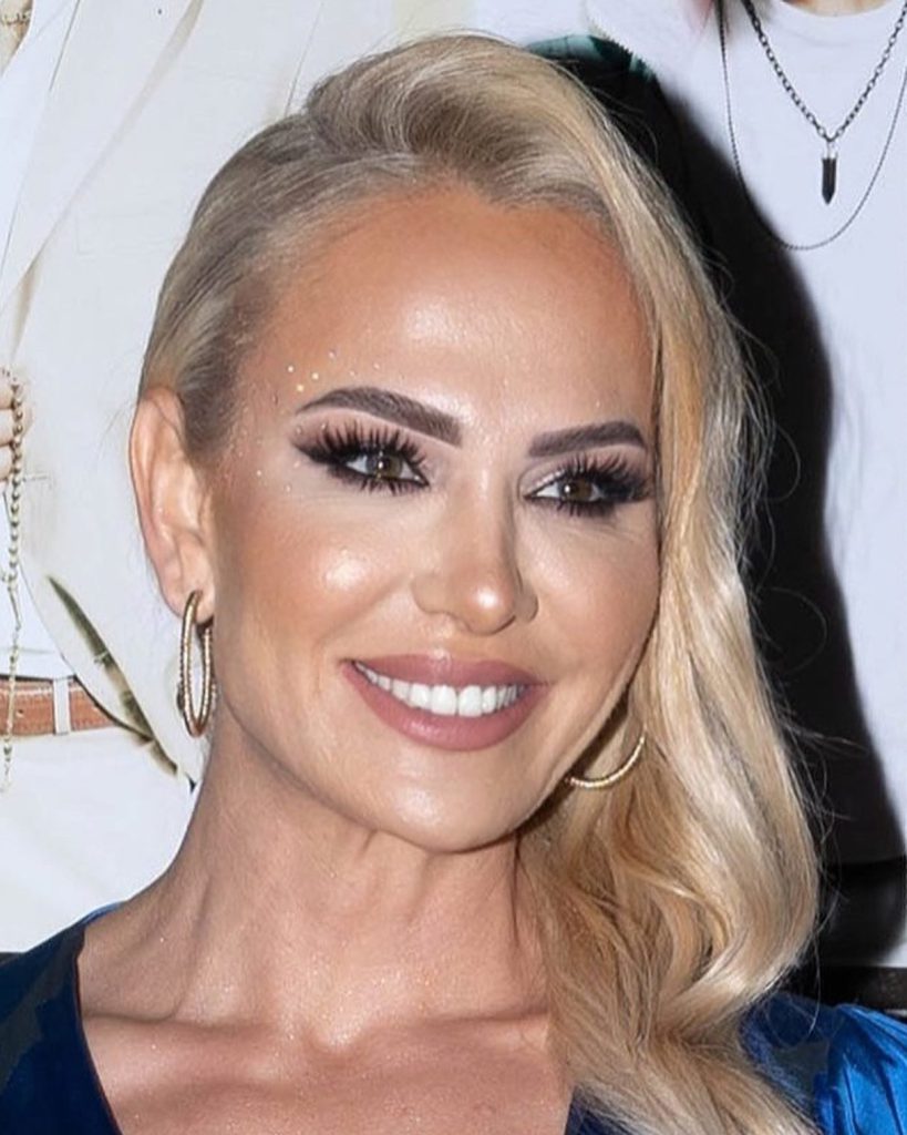 Nagihan Karadere looks porn