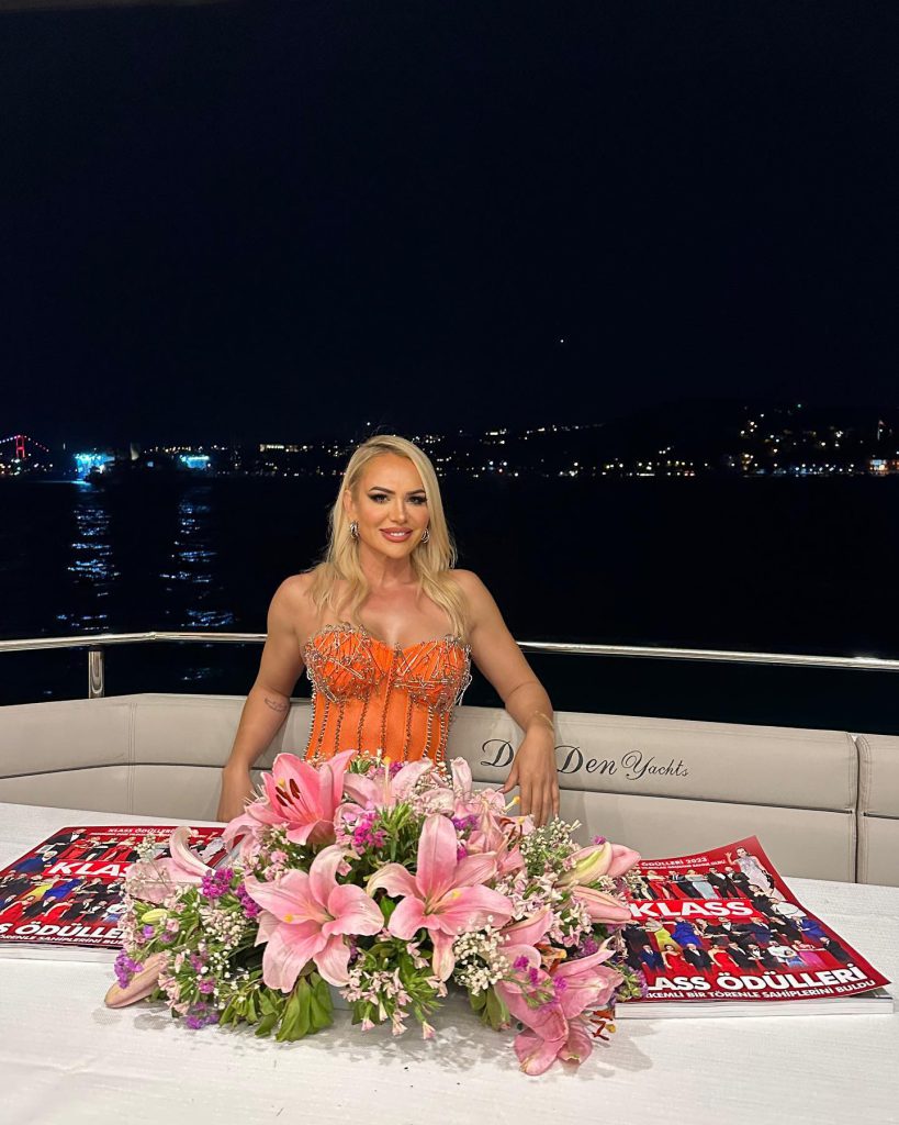 Nagihan Karadere looks xxx porn