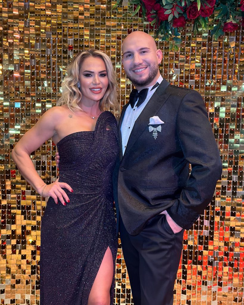 Nagihan Karadere smiles xxx sex