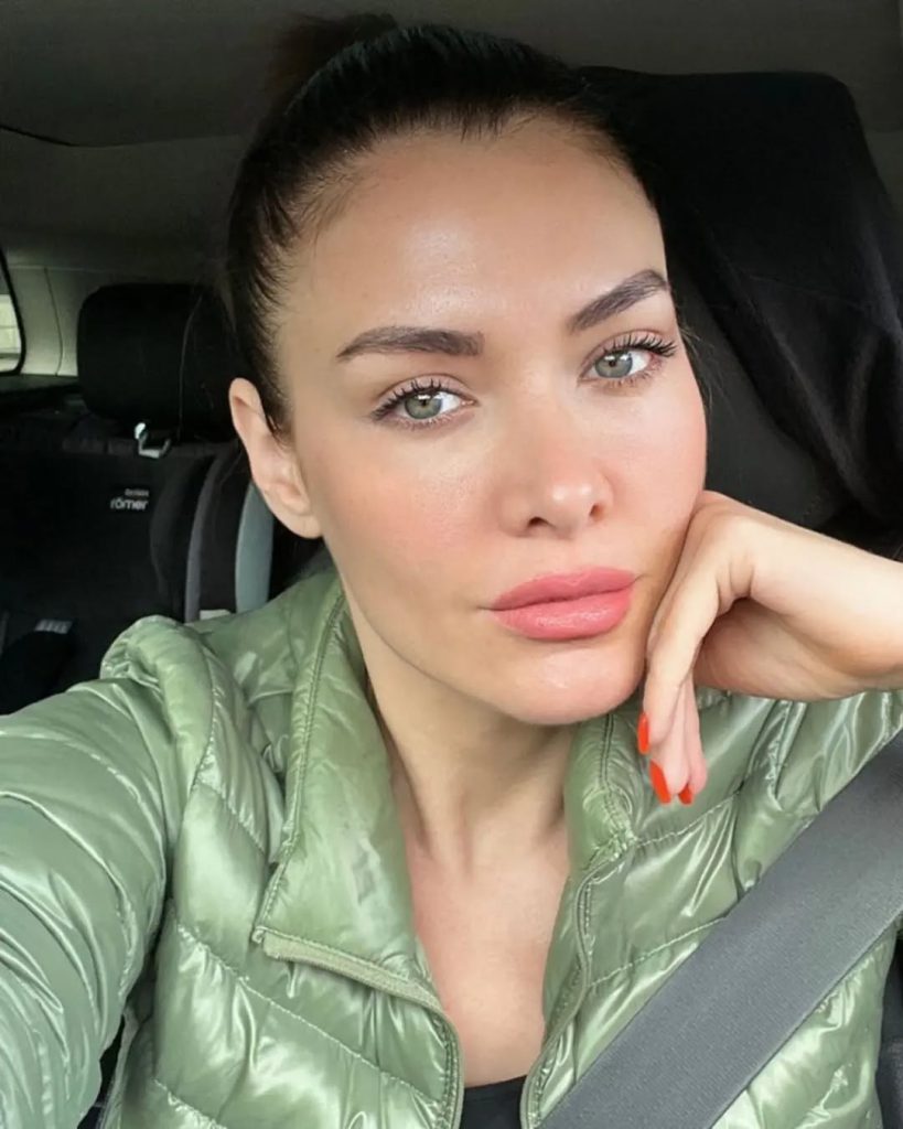 Nefise Karatay ardent hot xxx