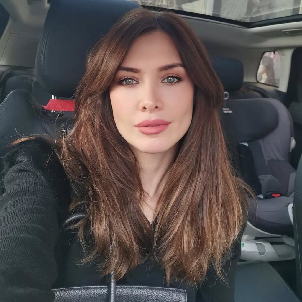 Nefise Karatay ardent nudes