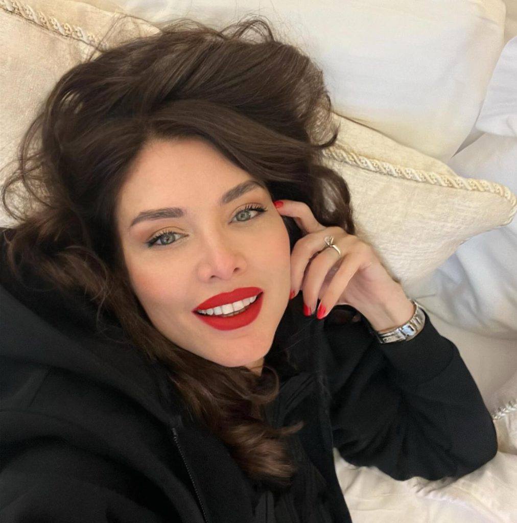 Nefise Karatay beautiful nudes