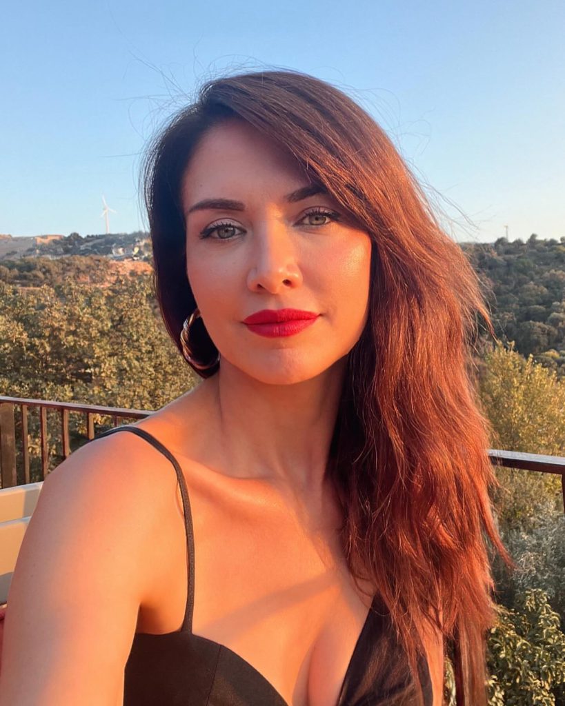 Nefise Karatay looks hot