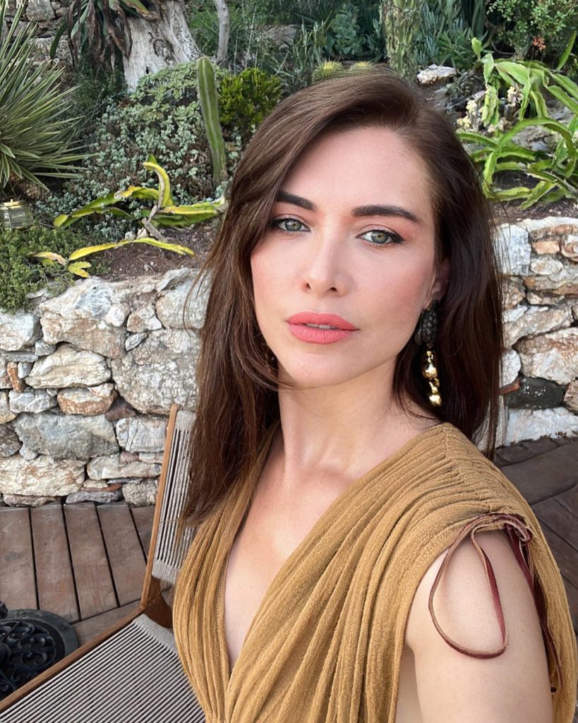 Nefise Karatay modeling boobs