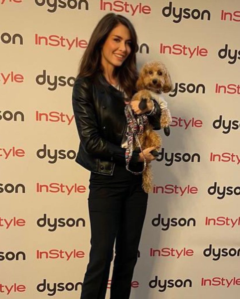 Nefise Karatay modeling hot images