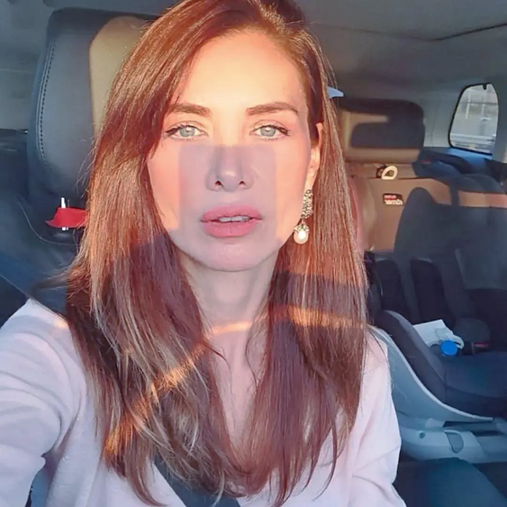 Nefise Karatay poses hot