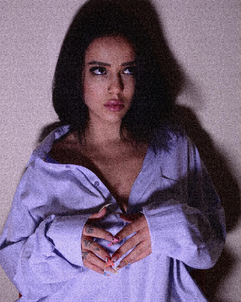 Nurseli Aksoy ardent hot