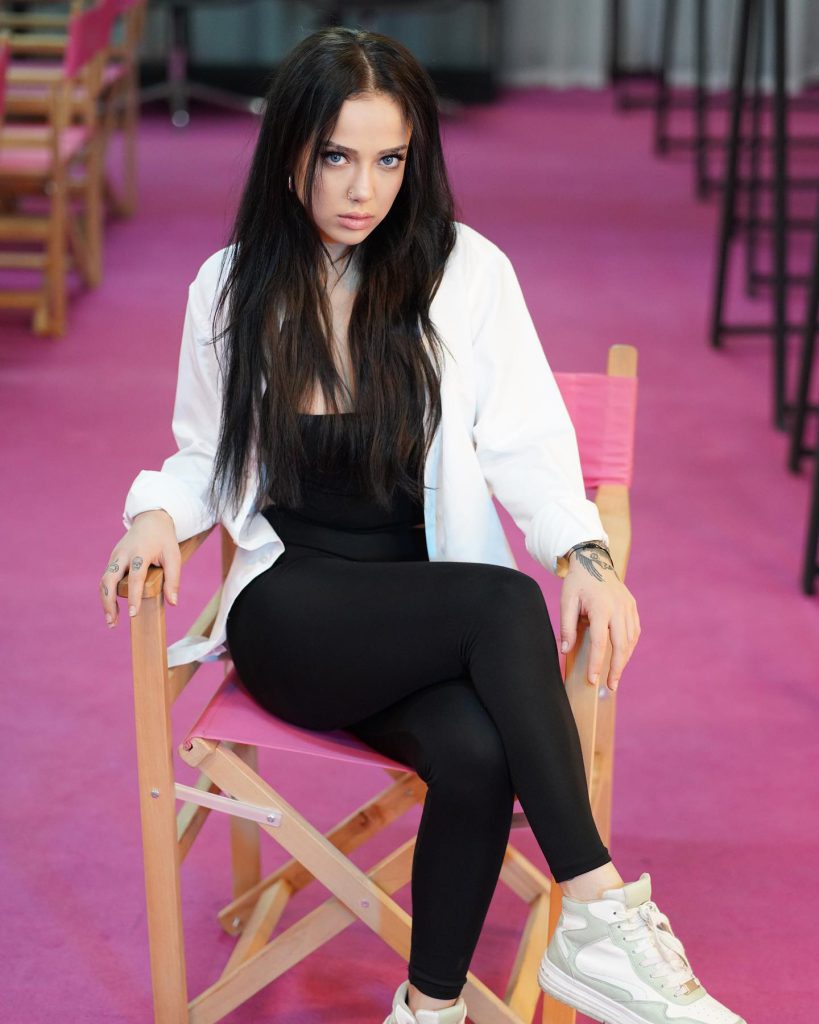 Nurseli Aksoy beautiful hot photos