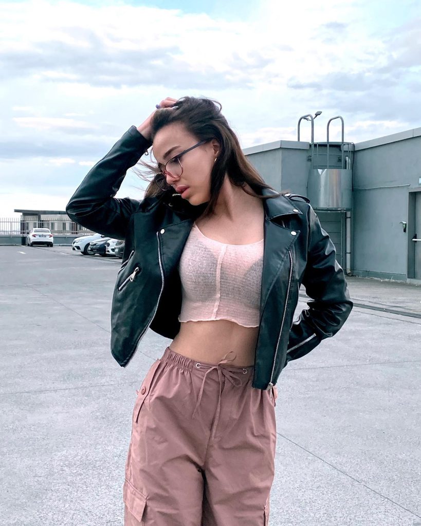 Nurseli Aksoy modeling bikini