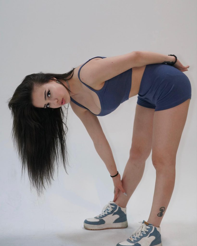 Nurseli Aksoy slut porn