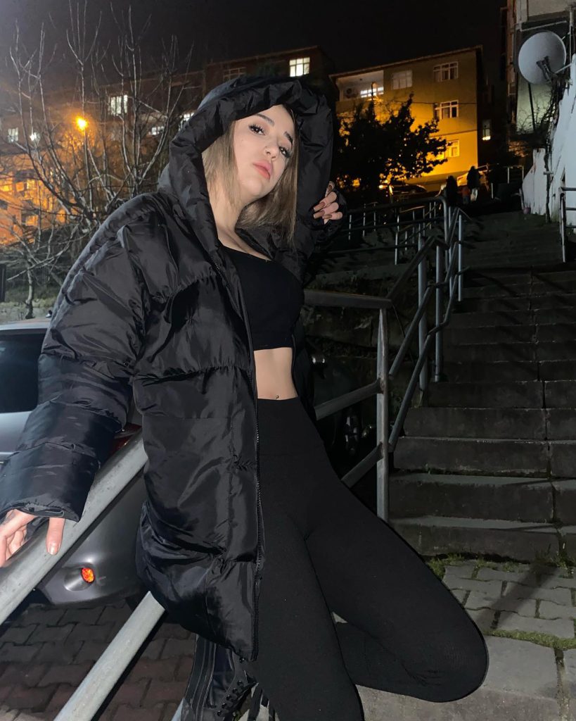 Nurseli Aksoy smiles bikini