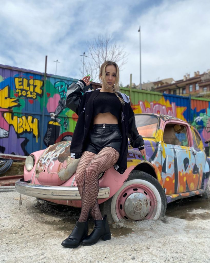 Nurseli Aksoy smiles sexy