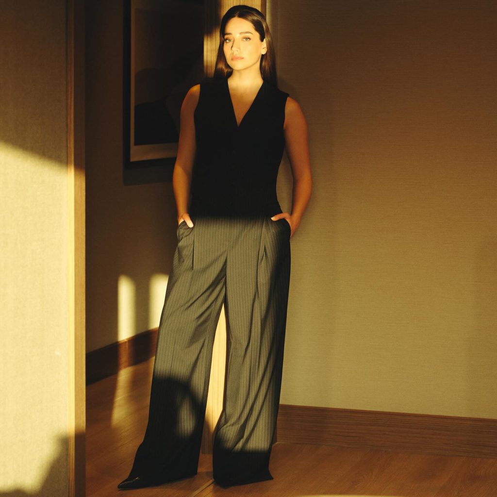 Özge Özacar ardent hot xxx