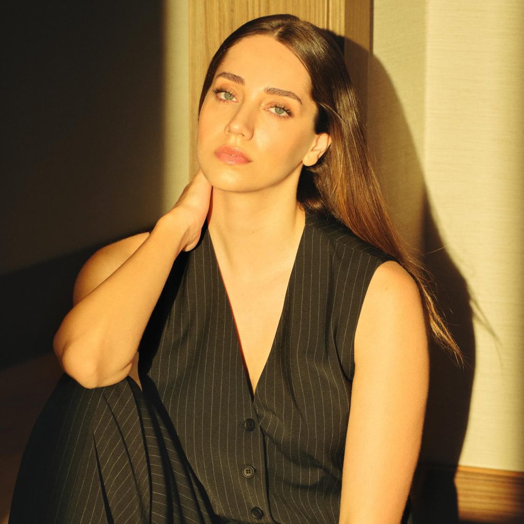 Özge Özacar ardent xxx sex