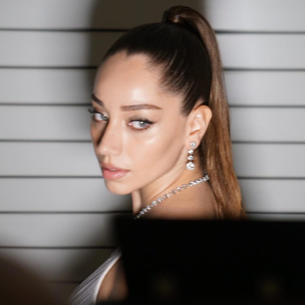 Özge Özacar beautiful fuck