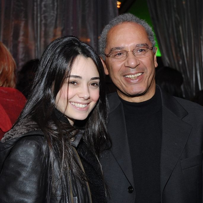 Özgü Namal ardent naked