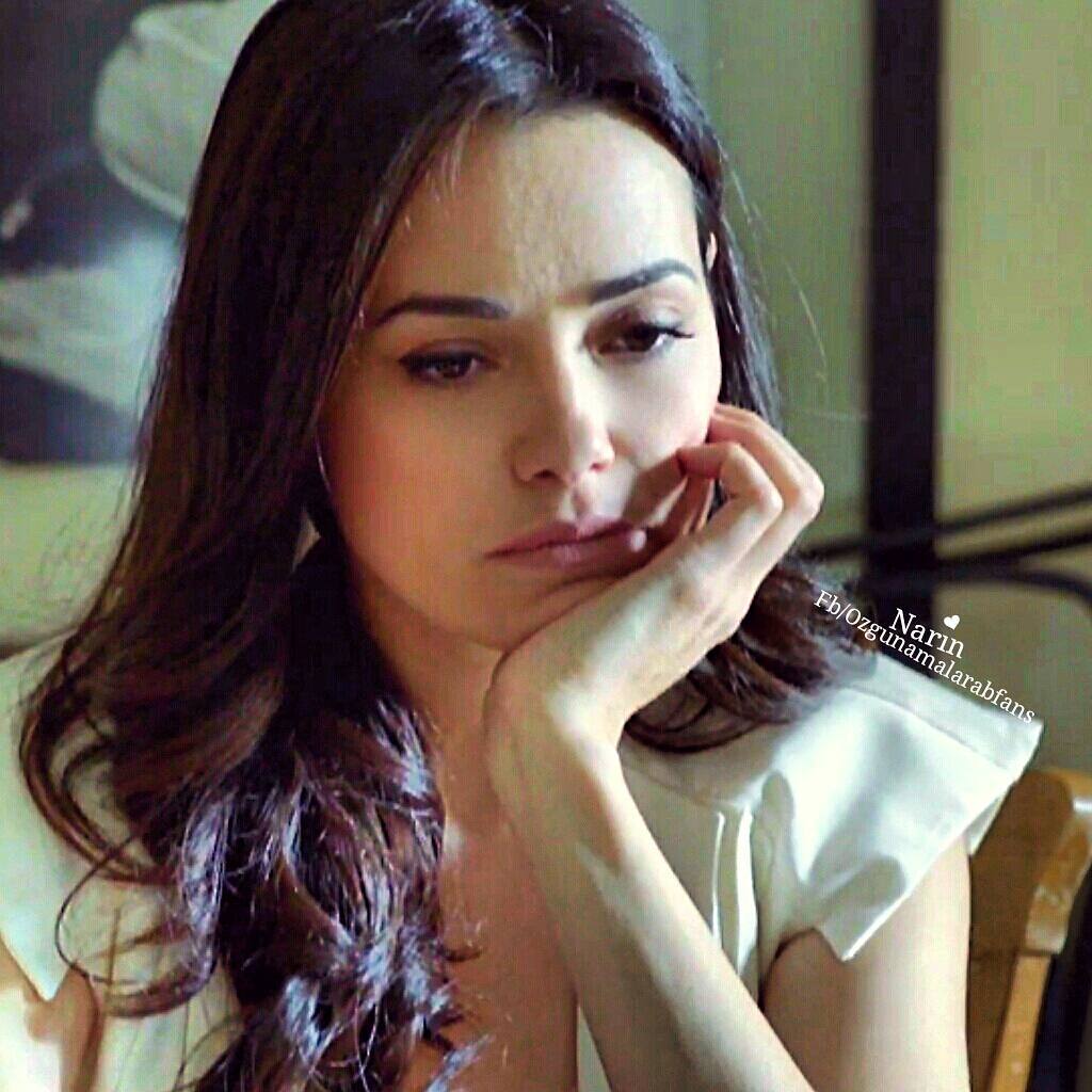 Özgü Namal modeling bikini