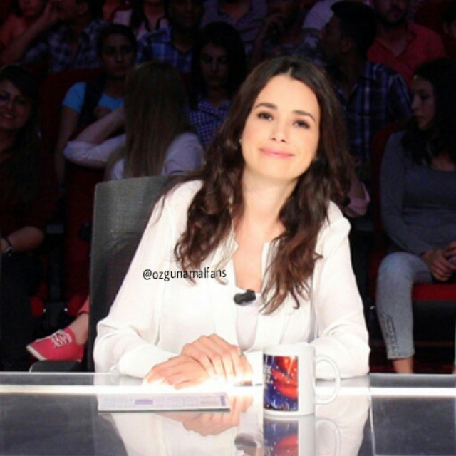 Özgü Namal poses nude