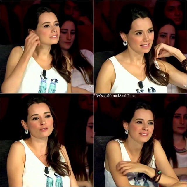 Özgü Namal smiles hot photos